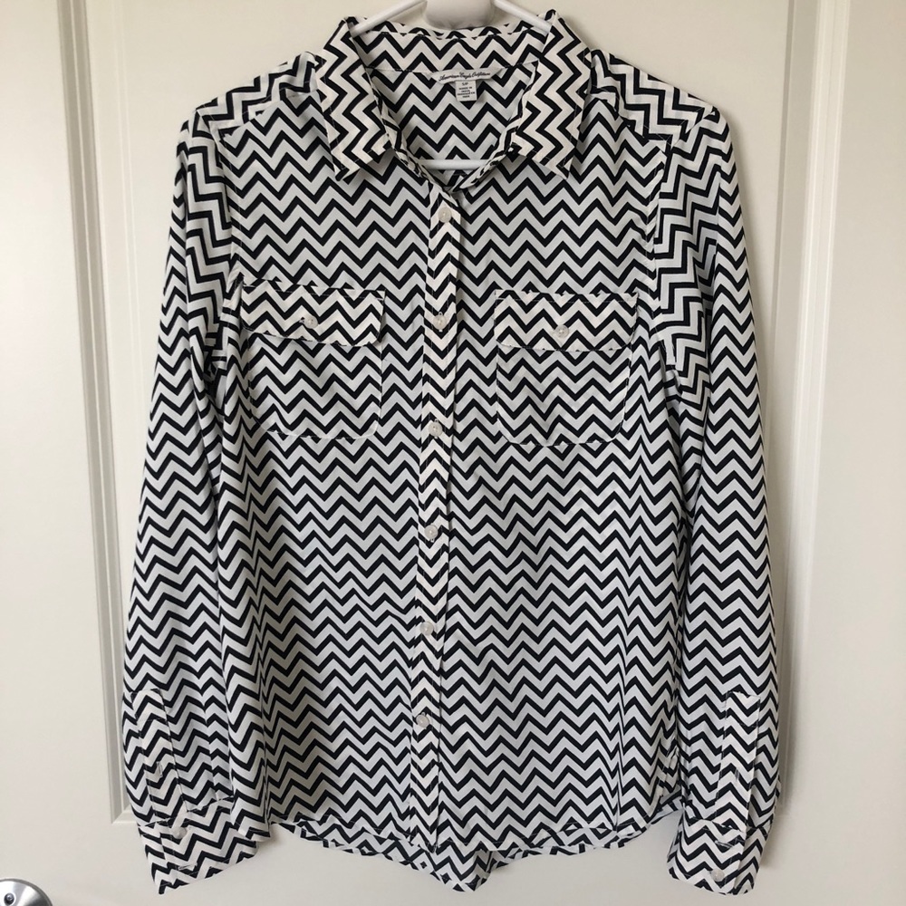 American Eagle Chevron blouse